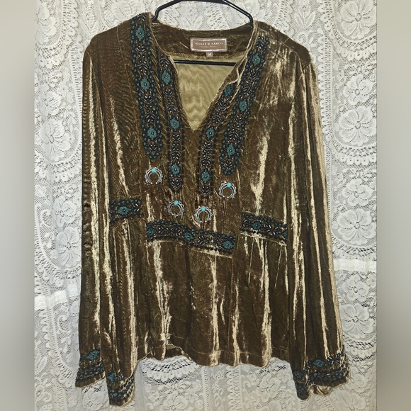 Double D Ranch Tops - Double D Ranch Velvet Tunic V Neck Medium Embroidered Studded